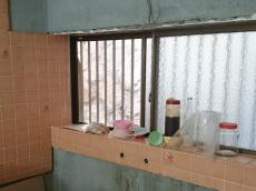 明石市でリフォームするなら小西建築クロス張替ペット用フローリング張り替え