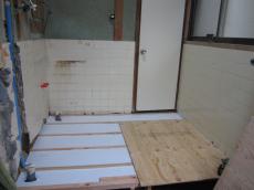 明石市でリフォームするなら小西建築クロス貼り替えジュラク塗り替え綿壁塗り替えフローリング貼り替え