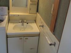 明石市でリフォームするなら小西建築クロス貼り替えジュラク塗り替え綿壁塗り替えフローリング貼り替え