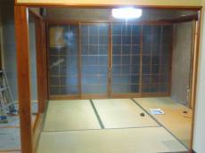 明石市でリフォームするなら小西建築クロス張替フローリング貼り換え相談増改築相談クローゼット工事