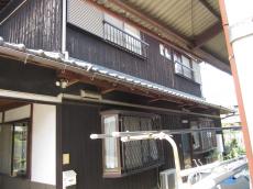 明石市でリフォームするなら小西建築クロス張替フローリング貼り換え相談増改築相談クローゼット工事