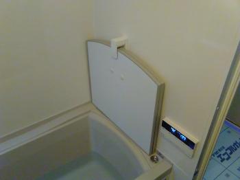 明石市でリフォームするなら小西建築クロス張替フローリング貼り換え相談