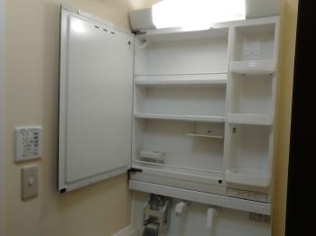 明石市でリフォームするなら小西建築クロス張替フローリング貼り換え相談