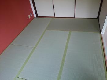 外壁塗装・焼き杉・サイディング 光触媒で汚れにくい家 小西建築