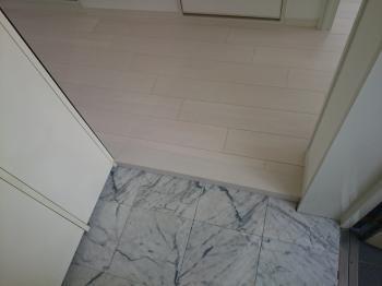 子供部屋リフォーム...フローリング貼り換え・クロス貼り換えいろんな模様で楽しく感性をのばす子供部屋作り