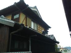 和室を洋間にしませんか、雑貨の似合うシャビーな家小西建築　無垢材や古材で自分好みに　