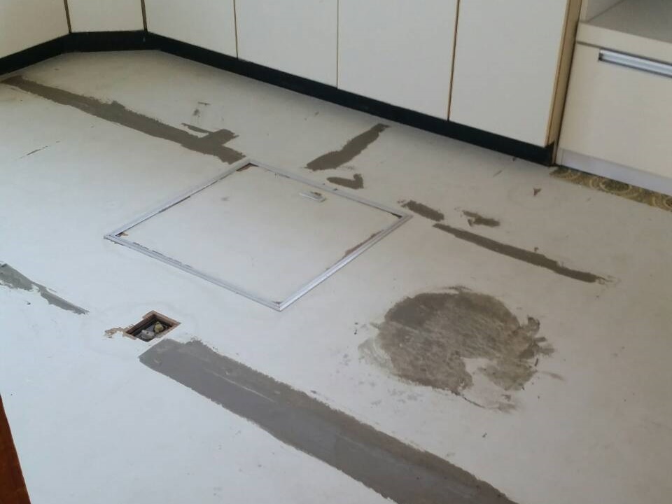 こにちゃんブログにヨメ登場！肉体労働もなんのその、筋トレしながら現場に参上！ガテン女子として頑張ります！！　