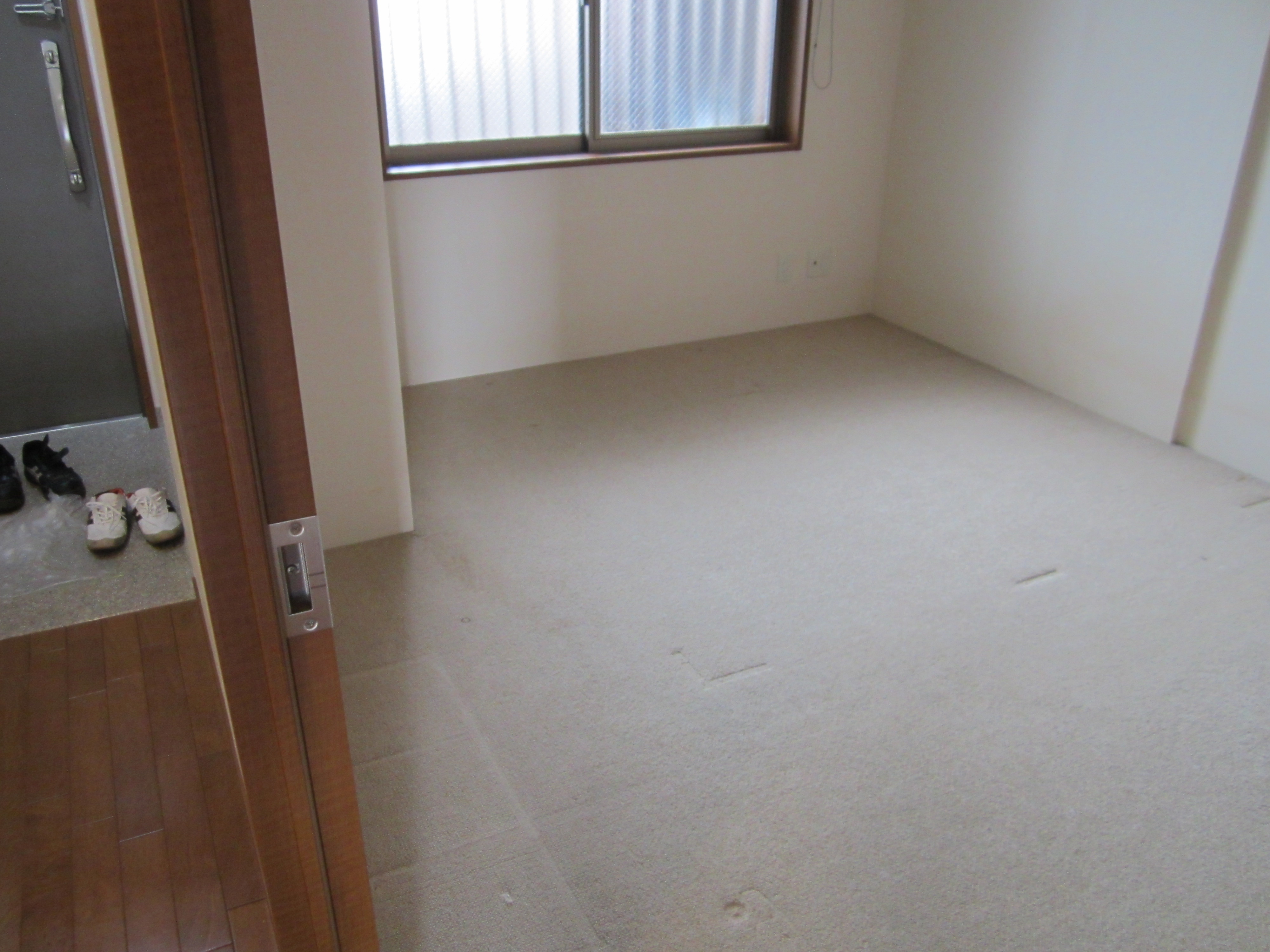 騒音・結露でもう悩まない！２重サッシの内窓ならお手軽にあなたの悩みが解決できます。小西建築