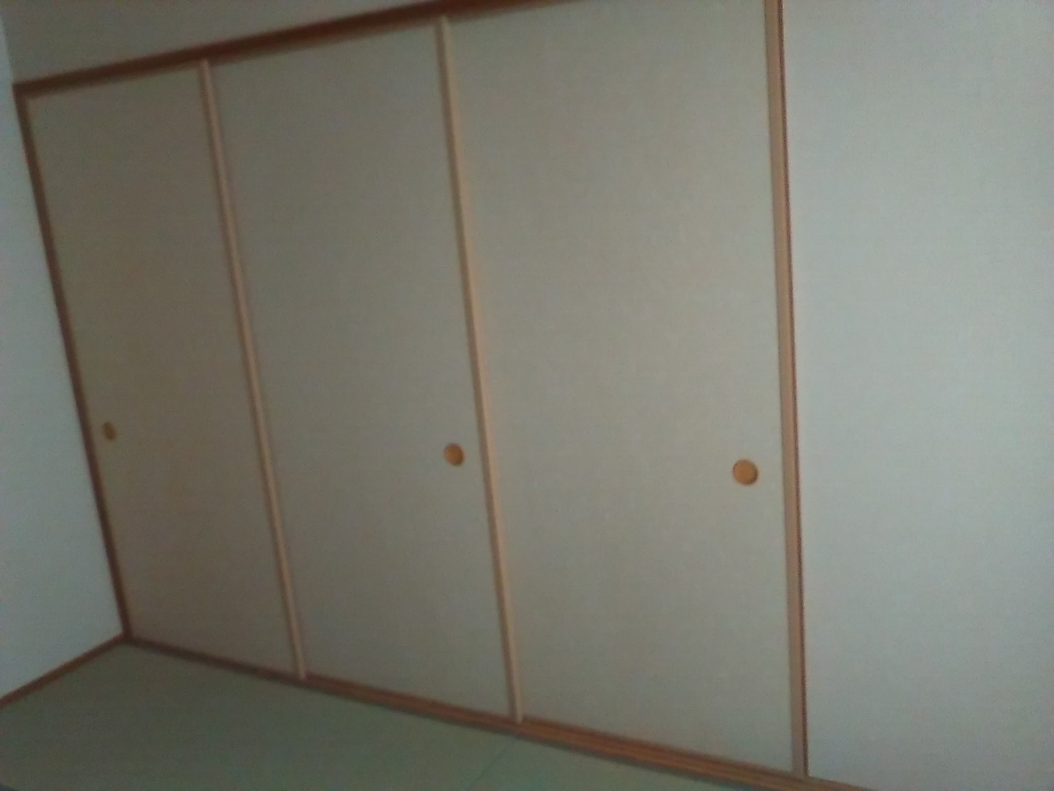 足元からポカポカになりませんか。電気の床暖房なら取り付け簡単!体温あげて免疫力もパワーアップします。小西のにこにこリフォーム