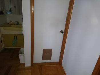 人気が再燃、ガスコンロ！親水性コーティングのガラストップなので水だけで汚れを落とすことができます。汁受け皿もなくなって天板がフラットになりました！！