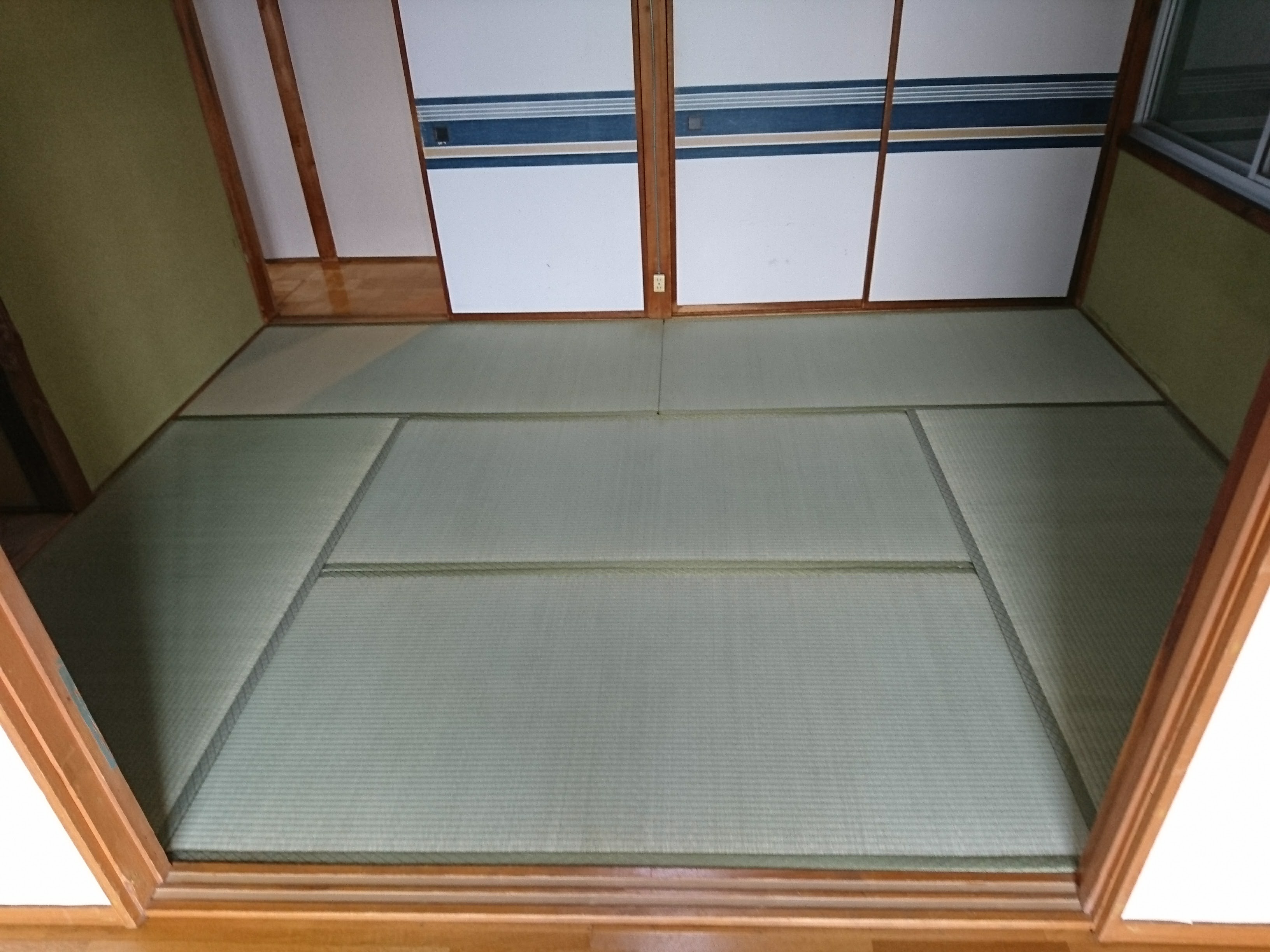 金属屋根なら重さは瓦の7分の１　軽い屋根で耐震性アップ！小西建築