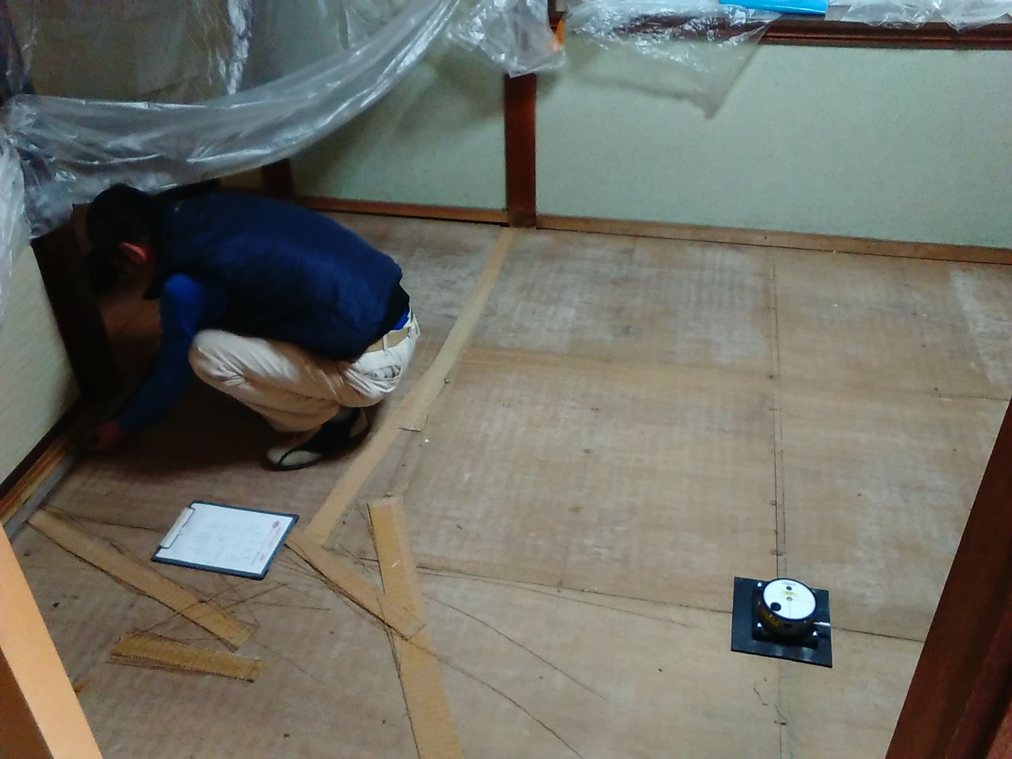 金属屋根なら重さは瓦の7分の１　軽い屋根で耐震性アップ！小西建築