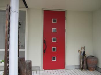 調湿壁材で快適な空間を。乾燥対策や結露防止、匂いを吸収する効果もあります。