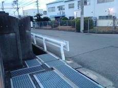 外壁材はサイディング・塗装・タイル・ACLなどいろいろあります。それぞれ特徴があるので相談して下さい。