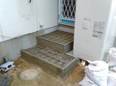 ペットの足腰を守る床、滑りにくいフローリングでもっと楽しいペットライフを 小西建築