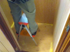 リフォームは水周りから。キッチン、洗面、トイレ、おふろぜひショールームに見に来てください。