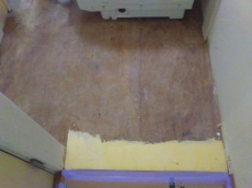 軽くて強いストーンチップ屋根。メンテナンス性が良く長寿命。しかも天然素材なので自然な風合いが魅力です。