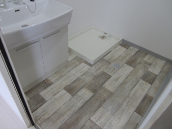 段差やすき間のないキッチン、ごみが勝手に流れるシンク、フラットなコンロそんなキッチンでお料理しませんか