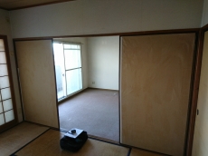 電気をつくるときに出た熱でお湯を沸かす。電気も作りすぎないように自動で調節する。それがエネファームのエコシステムです。