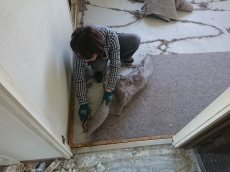 段差やすき間のないキッチン、ごみが勝手に流れるシンク、フラットなコンロそんなキッチンでお料理しませんか