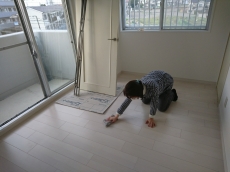 段差やすき間のないキッチン、ごみが勝手に流れるシンク、フラットなコンロそんなキッチンでお料理しませんか