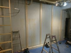 カバー工法で外壁を手軽に新しく。解体費用と時間の節約になります。