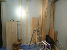 　シックハウスやアトピー、アレルギーの原因となる化学物質を含まない自然素材の建材。小西建築にご相談ください。