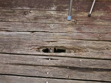 風に強いべランダ屋根。風速４０メートルにも耐えられます。