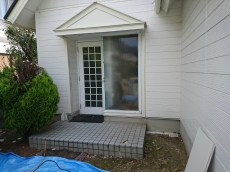 TOTOのトイレはキレイ除菌水でいつも清潔。キッチンパネルをトイレに使えば拭き掃除もできますg