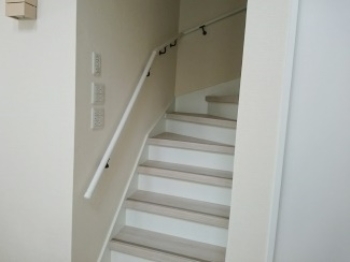 自動水栓で作業効率アップ、汚れが勝手に流れるシンクはクリナップ