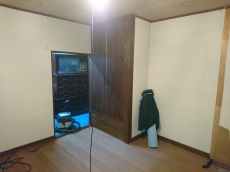 タンクレストイレで広々。トイレ掃除はトイレにお任せ。