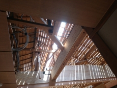 複合フローリングは傷がつきにくく、お手入れ簡単。機能もいろいろあります。