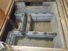 くつろぎタイムにはやっぱり畳。肌触りがよく柔らかい。最近は擦れや水に強い素材もあり、耐久性もたかくなっています。　