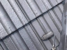 冷たいタイルのお風呂をユニットバスに変えましょう。