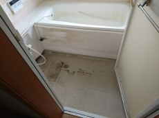 フローリング施工事例も多数あります 好みの質感・色を一緒に探しましょう