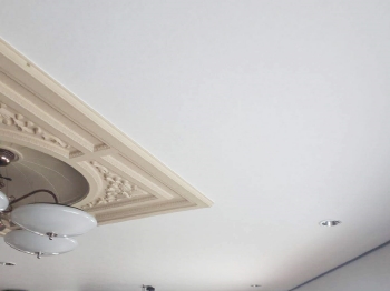 玄関ドア カバー工法なら一日で施工完了です