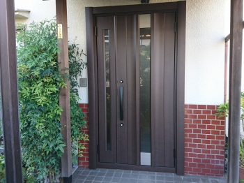 　フローリング貼り換え　クロス貼り替えでお部屋のイメージチェンジ　