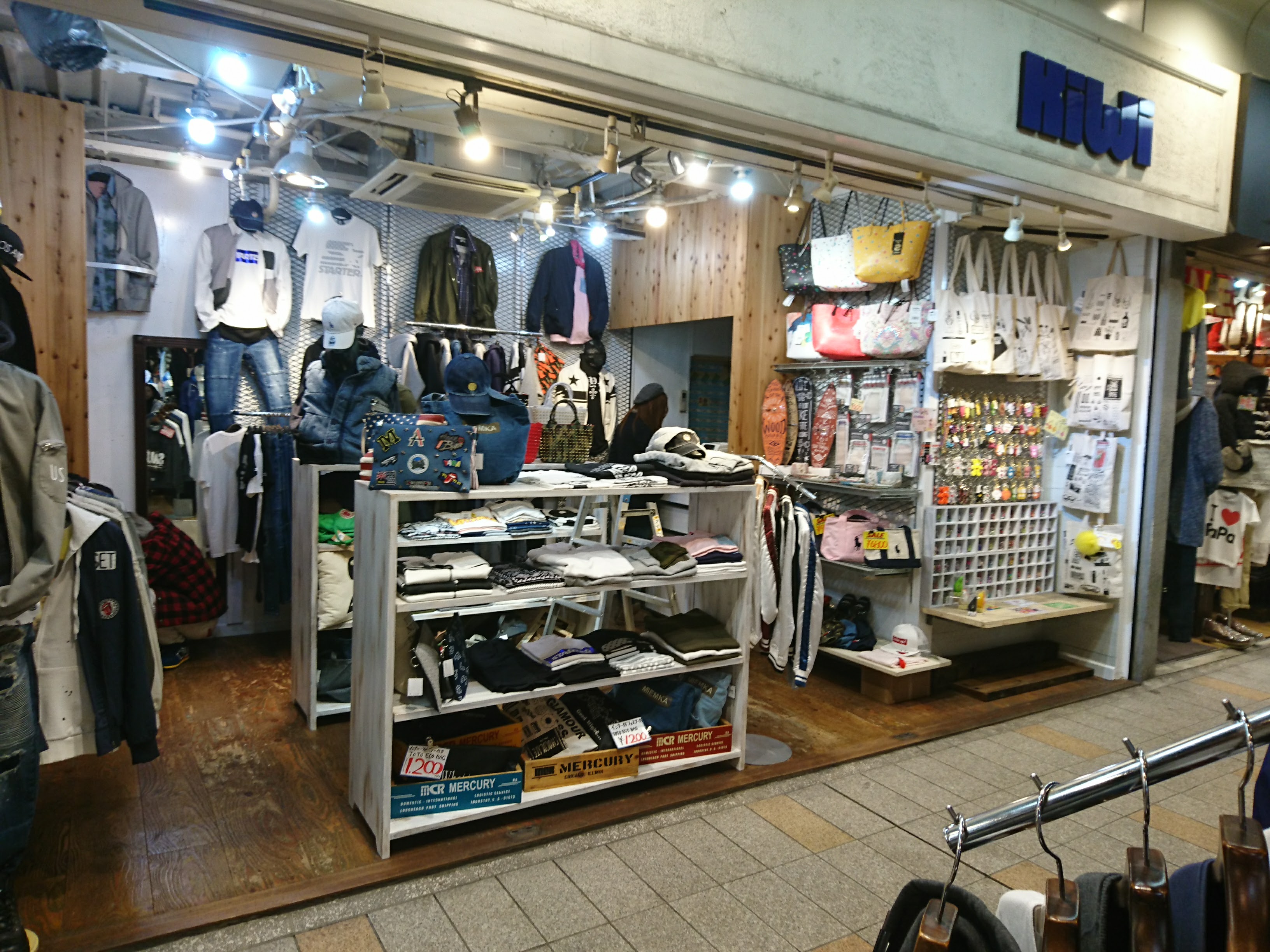 　カバー工法で外壁を手軽に新しく。解体費用と時間の節約になります。　